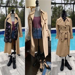 Vintage Aigner Trench Coat. Sz. 8